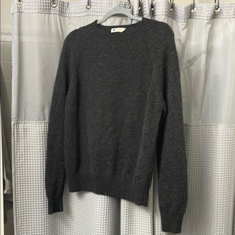 100% Lambs’ Wool Vintage J Crew Sweater